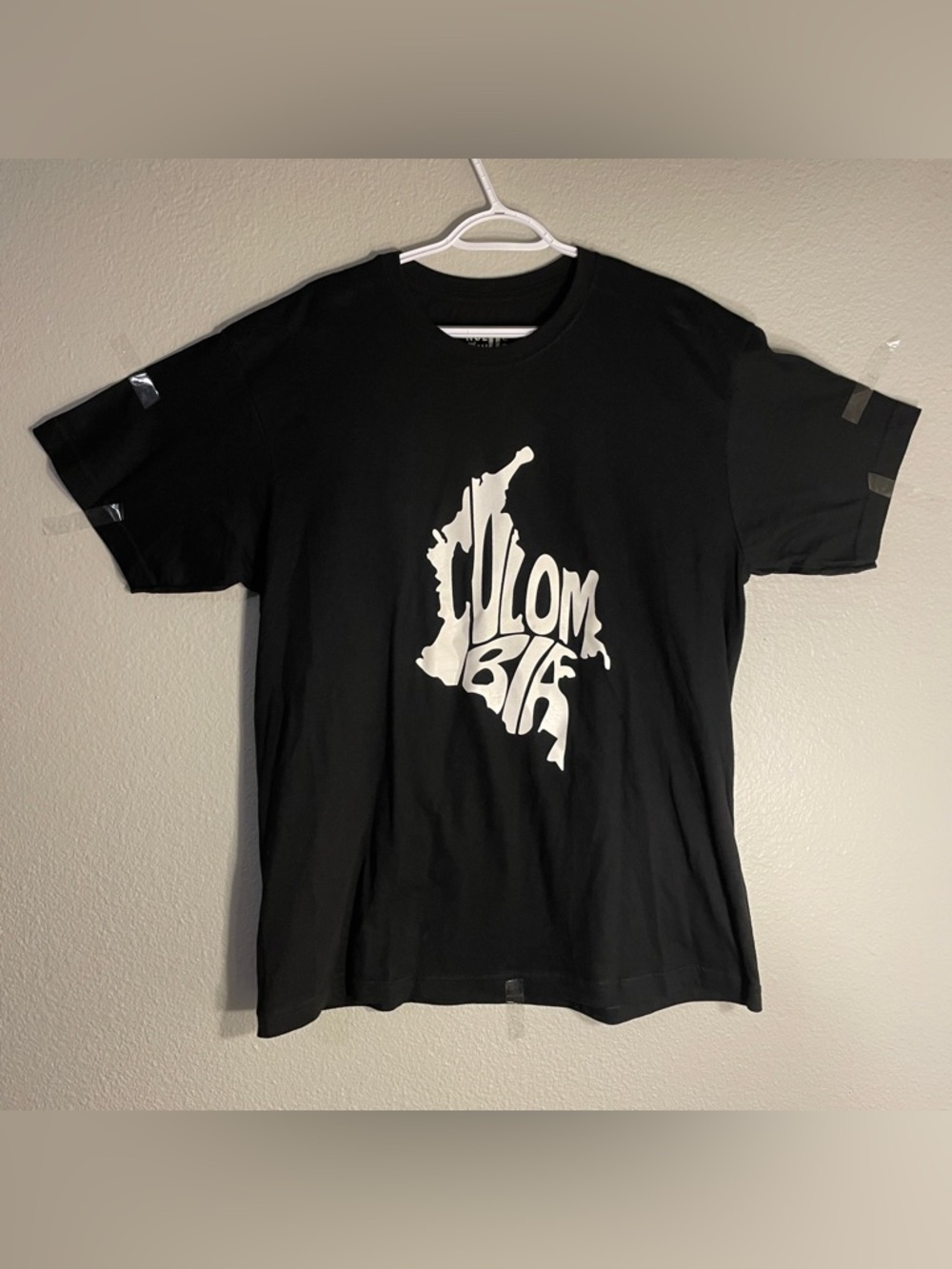 Map Outline of Country Of Colombia Black Shirt Unisex XL Black T Shirt